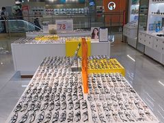 -J-Optical佳视明眼镜·蔡司视觉(青岛金茂览秀城店)