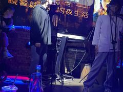 -胡桃里乐队酒馆(鎏嘉码头店)