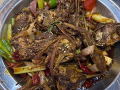 干锅鸭头-休记光头香辣蟹干锅店(衣冠庙店)