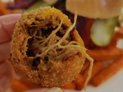 -瑞食酒馆 La Taverne Suisse