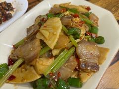 -南雄雄州土菜餐厅(粤北大厦店)