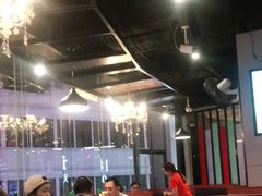 大堂-六合里雄记汕头牛肉火锅(东门店)