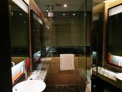 -上海龙之梦万丽酒店