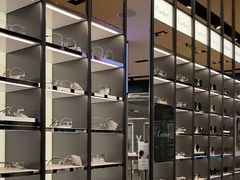 -LensCrafters亮视点(东方新天地店)