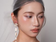 -金夫人化妆摄影职业培训学校