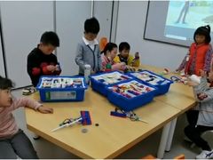 -斯坦星球AI编程·机器人科创·科学实验·信奥·思维·STEM·积木拼搭·竞赛考级(浦东联洋广场大拇指龙阳御桥中心)