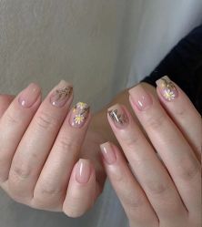 -情同手足美甲美睫