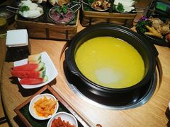 -一朵菌·野生菌探索家火锅(南亚店)