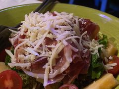 -SISTERS BAR RESTAURANT川意酒馆(嘉善老市H楼店)
