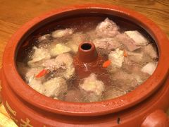 -云海肴·汽锅鸡·云南菜(天山百盛优客店)