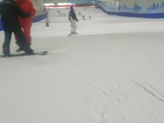 -乔波室内滑雪场