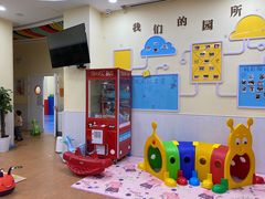 -红黄蓝成长中心(公益西桥校区)