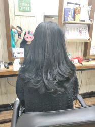 -首脑美发沙龙