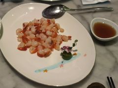 手剥河虾仁-蝶园·装修中(BFC外滩金融中心店)