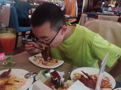 -淄博蓝海国际大饭店·蓝钻国际美食自助百汇(柳泉路店)