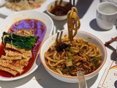 新疆炒米粉-西域阿里马新疆菜·清真(桂花路店)