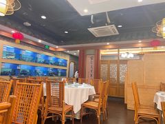 -围龙屋客家食府(福田店)