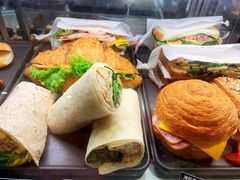 -星巴克(中远两湾城店)