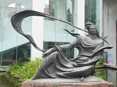 -广州人民艺术中心