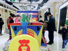 -新华书店(沙坪坝书城店)
