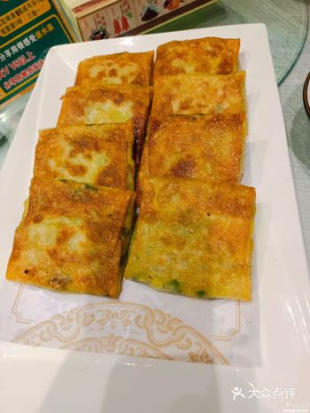 让人仿佛置身于青州古城。菜品那叫一个地道，特色炒鸡