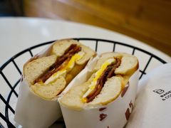 煎蛋芝士培根贝果-BIG BAGEL(永康路店)
