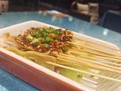 -张氏宽窄巷成都菜(澳德乐店)