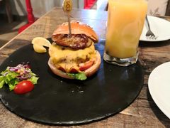 -HIGH FIVE哈福手工汉堡(桂林路店)