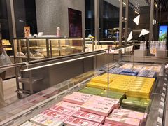 -好利来(上海虹桥新天地Lab主题店)