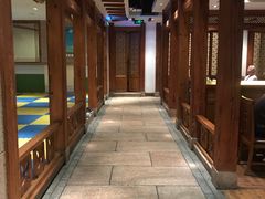-萨拉伯尔(燕莎友谊商城店)