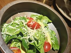 小菠菜牛油果沙拉-YUAN·䬧