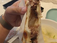 -高玛纳驴肉火烧(一世界店)