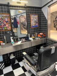 -Devilhands Barbershop男士理容店