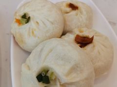 回锅肉包-李与白包子铺(桐梓林店)