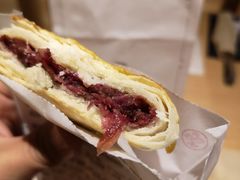 嘉华鲜花饼经典玫瑰饼-嘉华鲜花饼·现烤(昆明老街店)