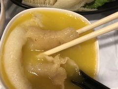 -鲜入围煮花胶鸡海鲜火锅