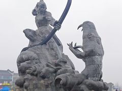 -巴陵广场