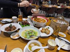 -乐忻皇朝(上海中心大厦店)