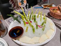 竹笋小森林-芸山季·云南野生菌火锅(宝能环球汇店)