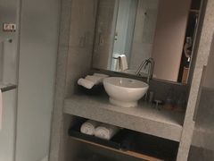 -广州卡丽酒店(大金钟路地铁站店)