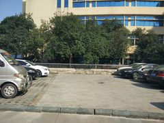 -宁波市妇女儿童医院停车场(医院西侧)