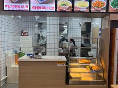大堂-众品老方子锅贴甜沫(李村店)