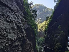 -龙水峡地缝景区