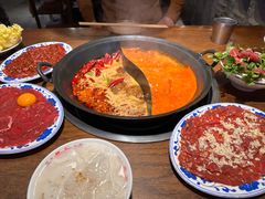 -萍姐火锅·公路夜市(武汉首店)