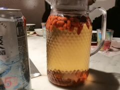 -尚尚仙·酸汤猪手·猪肚鸡火锅(华联万柳购物中心店)