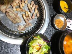 -烤路里·韩国品质自助烤肉(石路天虹4号店)