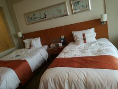 -上海浦东康桥绿地假日酒店