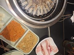 -梨花自助烤肉(西三旗万象汇黑金店)