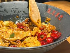 -风光老灶麻辣香锅(大成路翠微百货店)