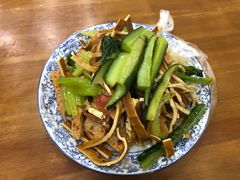 凉拌素菜-刘信牛羊肉小炒泡馍(回民街店)